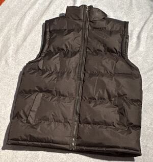 North Pole Men's Insulated Puffer Vest, Full-Zip Stand-Up Collar, Black, L